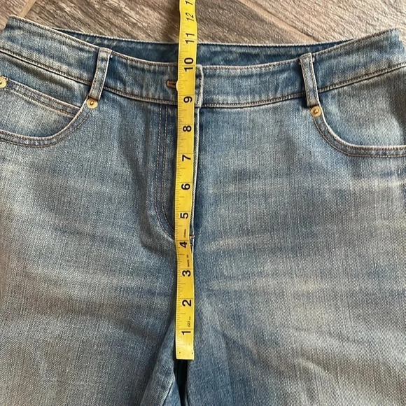 St. John straight leg jeans Embellished Crystal Rose on back pocket women’s sz 2 - Picture 7 of 12